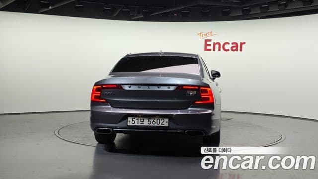 فولفو S90 D5 دفع رباعي