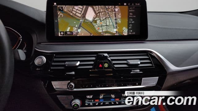 بي إم دبليو 6 GT (G32) 620d M سبورت
