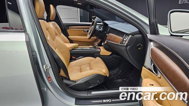 فولفو S90 D5 دفع رباعي