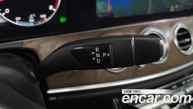 مرسيدس E- W213 E300 4MATIC