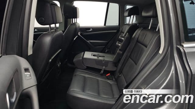 فولكس فاجن جديد 2.0 TDI بريميوم 5N